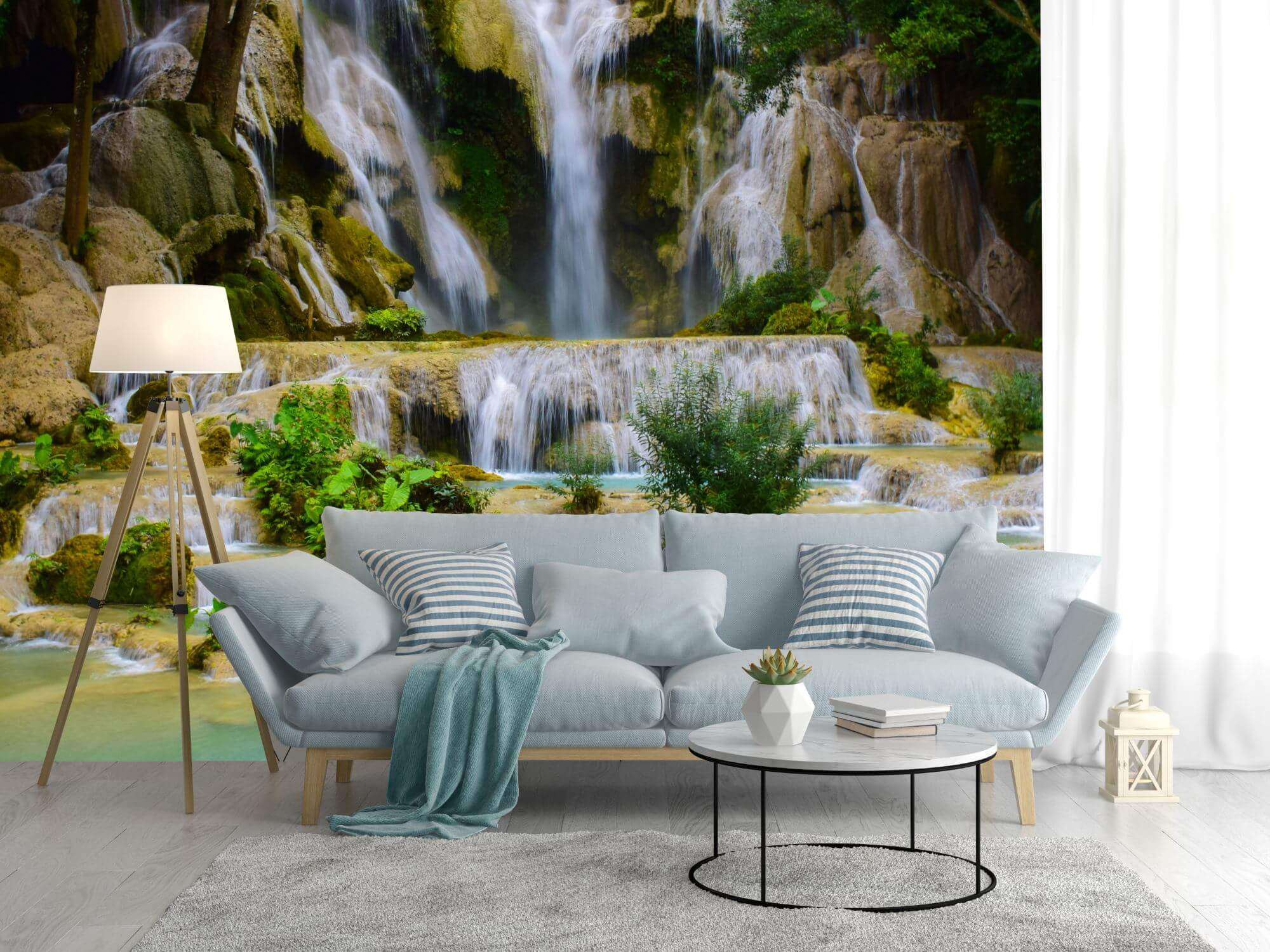Waterval als fotobehang in een interieur