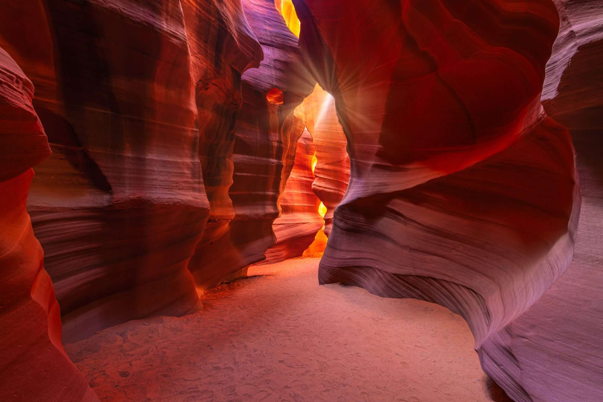Fotobehang Antelope Canyon Smalle Doorgang - Afbeelding 2